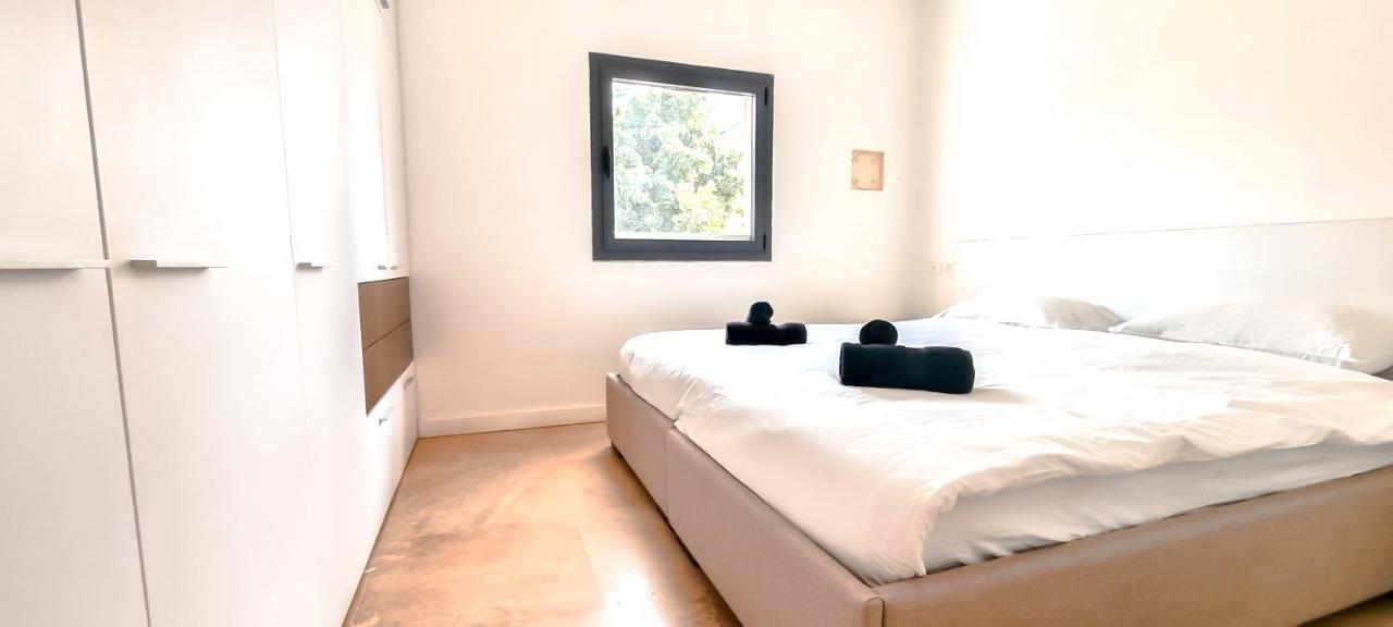 Bnbisrael Apartments - Kalisher Ophrys Тел Авив Екстериор снимка